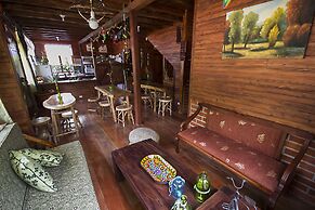 Mindo Green House
