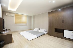 i-CHECK Hotel
