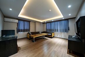 i-CHECK Hotel