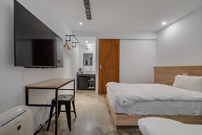 Chase Walker Hotel