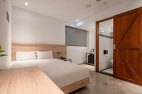 Chase Walker Hotel