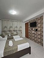 Delle Suites