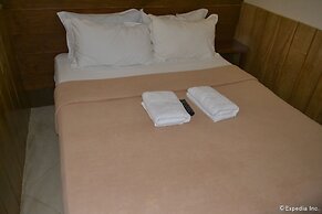 Delle Suites