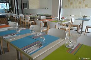 Casa Rafael Business Inn