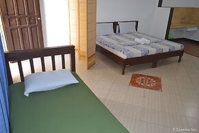 Antonio's Apartelle & Suites