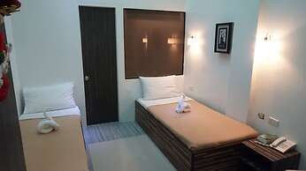 Zanrock MicroHotel
