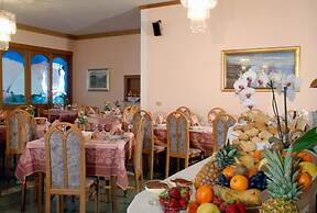 Albergo Sass Maor