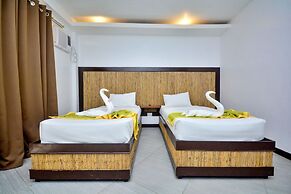 Bamboo Beach Resort