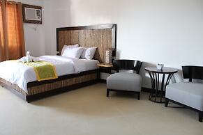 Bamboo Beach Resort