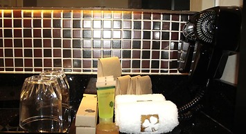 Hotel Clover Asoke