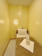 Cozy Coron Inn