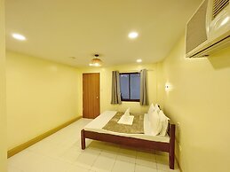 Cozy Coron Inn