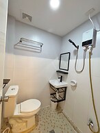 Cozy Coron Inn