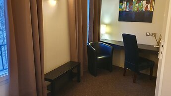Ruthenium Hotel