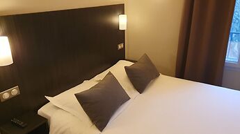Ruthenium Hotel