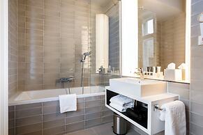 Hotel Moments Budapest