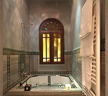 Riad Mumtaz Mahal