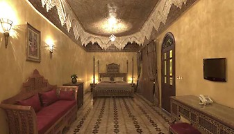 Riad Mumtaz Mahal