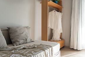 Lemonia Accommodations