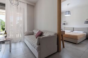 Lemonia Accommodations
