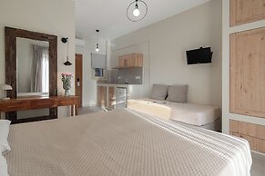 Lemonia Accommodations