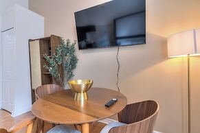 Apartment & Studio