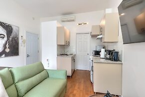 Apartment & Studio