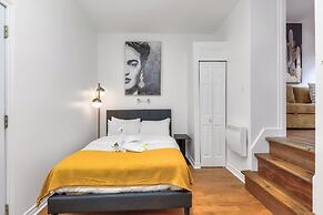 Apartment & Studio