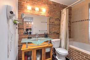 Apartment & Studio