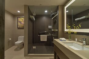 Hyatt House Shenzhen Airport