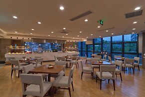 Hyatt House Shenzhen Airport
