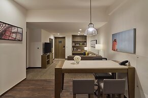 Hyatt House Shenzhen Airport