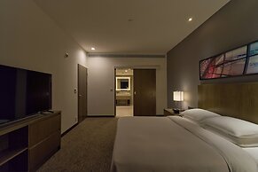 Hyatt House Shenzhen Airport