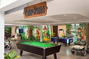 Hyatt Centric Candolim Goa