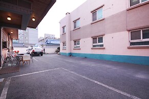 Apple House Mini Hotel