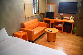 Apple House Mini Hotel