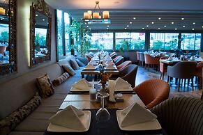 Sky Kamer Hotel