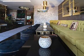 Sky Kamer Hotel