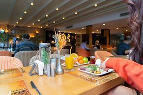 Sky Kamer Hotel