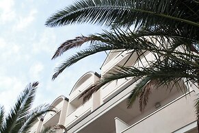 Altamarea Residence & Hotel