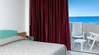 Altamarea Residence & Hotel