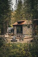 Crazy Creek Resort & Hot Pools