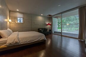 Yu Peng Villa