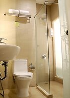 Biz Boulevard Hotel