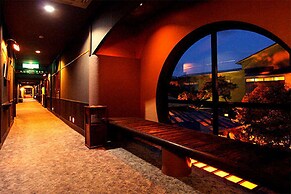 Yuraku Hotel