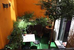 Revolutum Hostel
