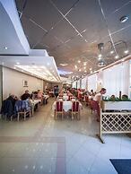 Hotel Macola