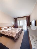 Hotel Macola