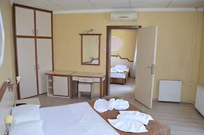 Ayvalik Palas Hotel
