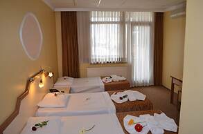Ayvalik Palas Hotel